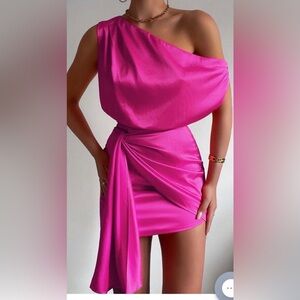 Fuchsia Mini Dress🩷🩷
